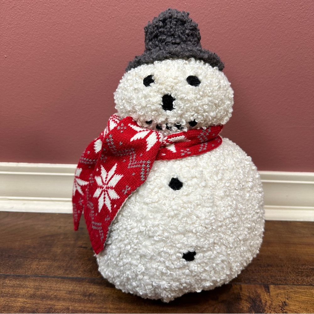 Pottery Barn ARCHIE SNOWMAN SHAPED PILLOW Christmas Winter Holiday Faux Fur